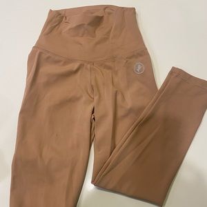 Abs2bfitness scrunch butt leggings